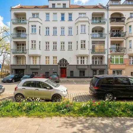 Unique Close To The Center With Balcony By Renters Διαμέρισμα Βρότσλαβ